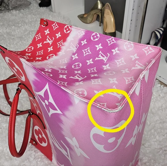 Louis Vuitton Onthego Escale RED GM - Picture 5 of 12